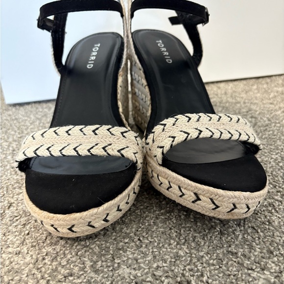 Torrid Natural Jute Espadrilles Platform Wedge SIze 8.5 - Picture 7 of 10